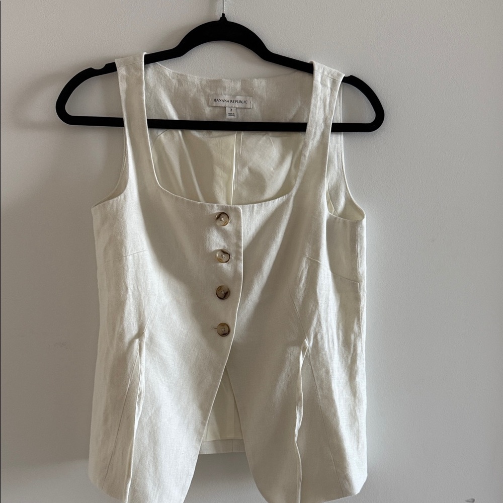 Banana Republic Cream Button-Front Linen-Blend Camisole